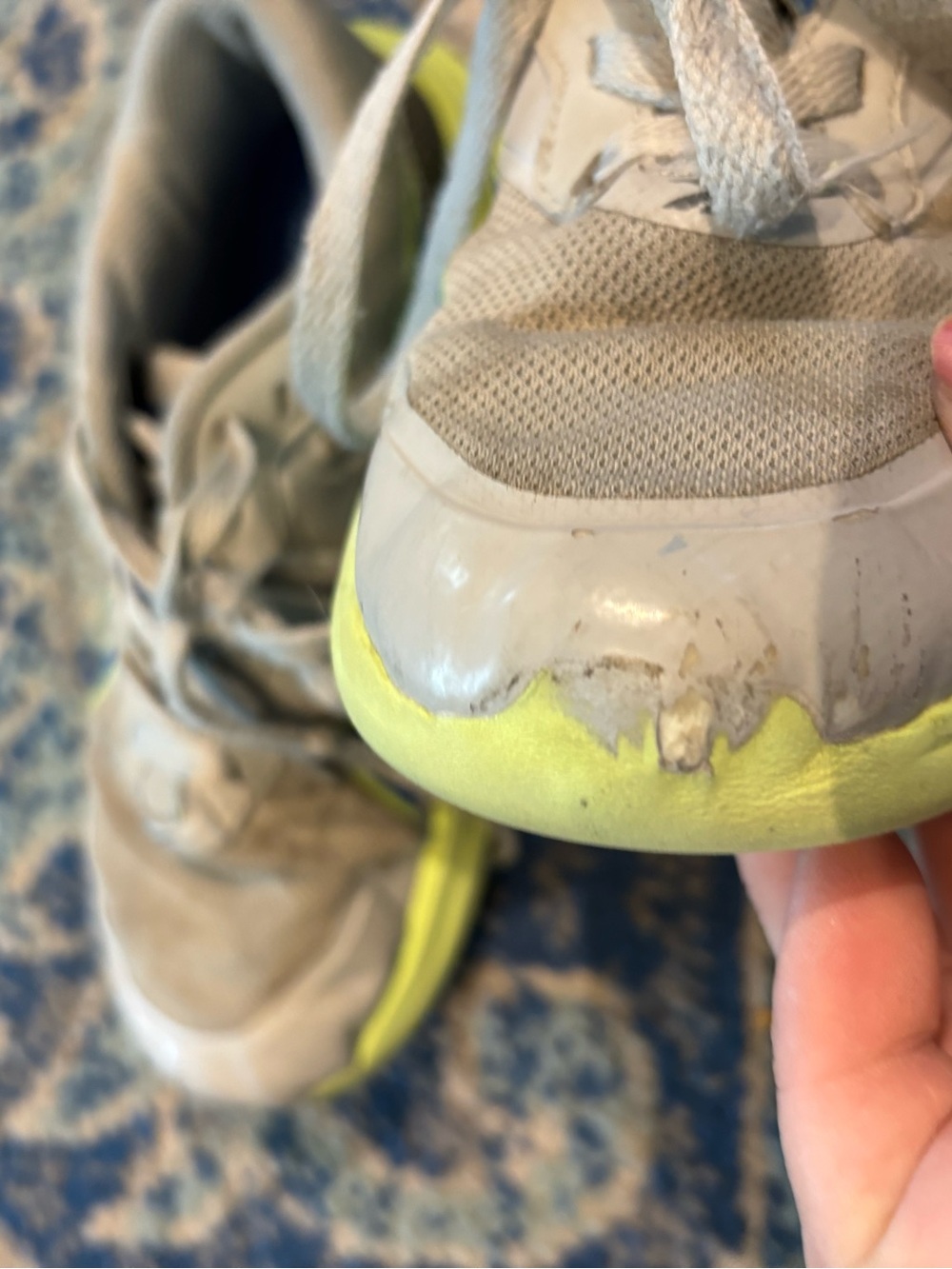 Boys Reebok size 1 - Picture 2 of 6